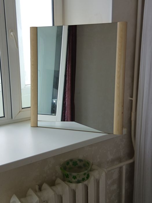 Зеркало с рамочкой