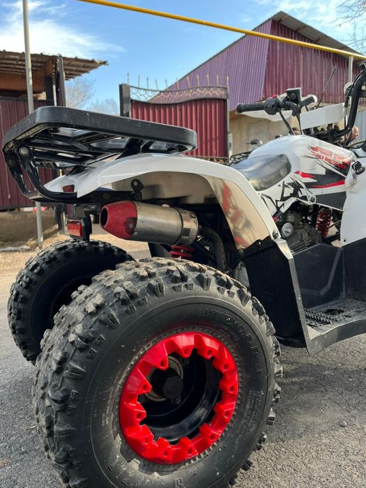 Продам квадроцикл срочно