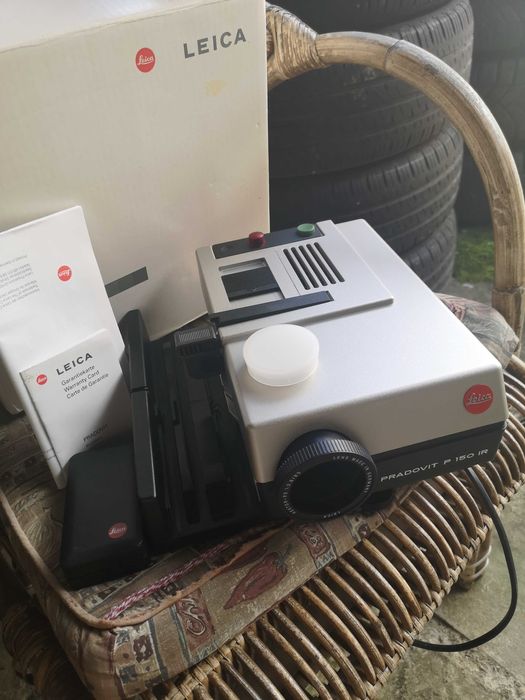 Leica слайд проектор