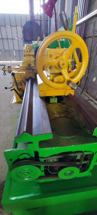 Токарный станок 1К62Д