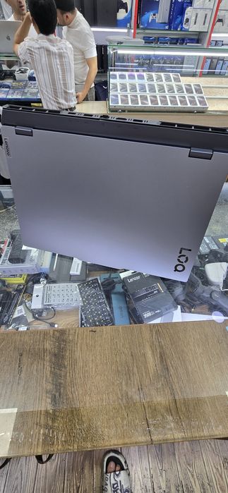 Lenovo LOQ 15ARP9