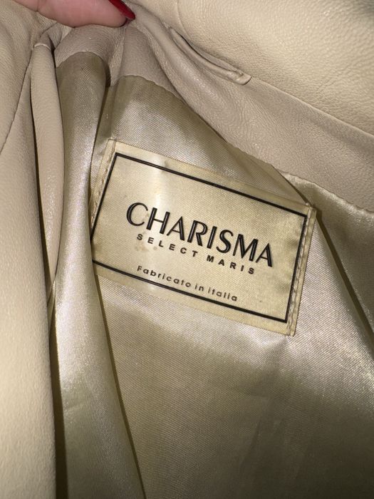 Продам женскую куртку. Натуральная кожа