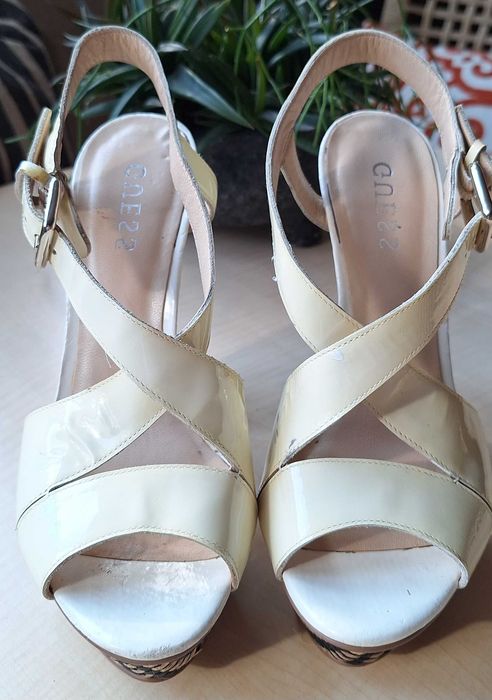 Sandale GUESS, Bej 37, Tocuri 9cm și Platformă Comodă