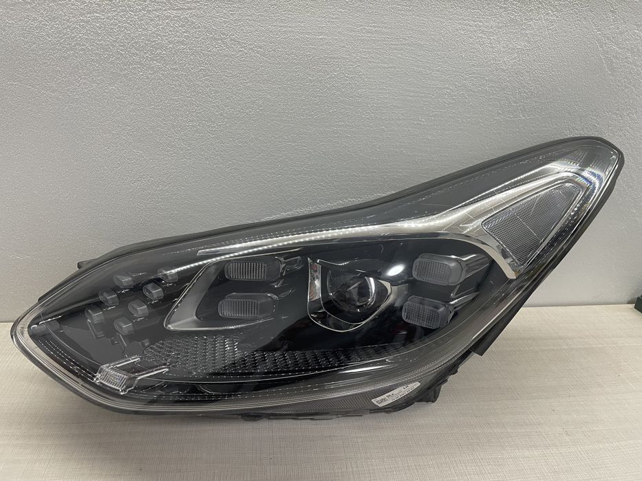 Фар за Kia Sportage