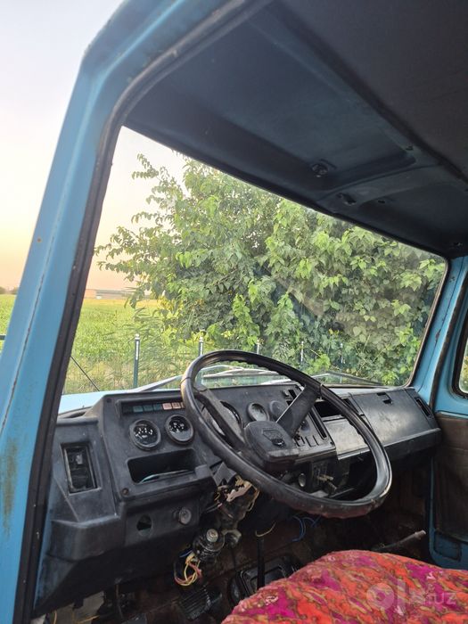 Gaz 3307 sotiladi