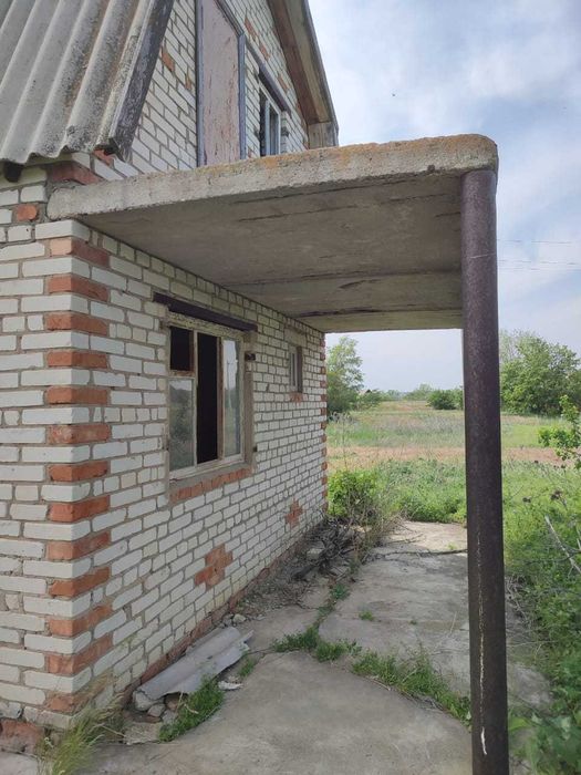 Продам дачный участок (дом)