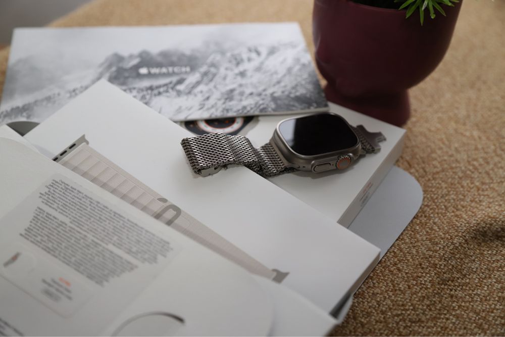 Apple Watch Ultra 49mm, с различни верижки