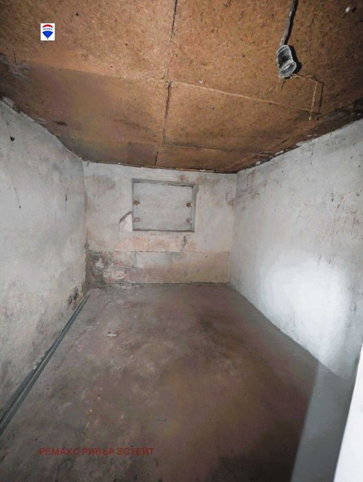 Къща с двор за продажба гр. Две могили