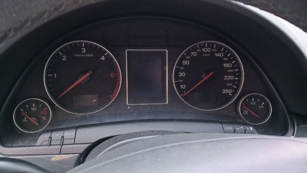 Ауди а4 б6 на части