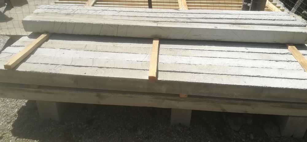 Vând stalpi beton pentru gard sau vita de vie la comanda