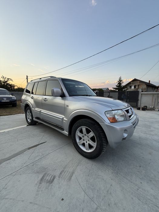 Mitsubishi Pajero 3.2 DI-D LWB | 2007 | 7 Locuri | UK | 4x4