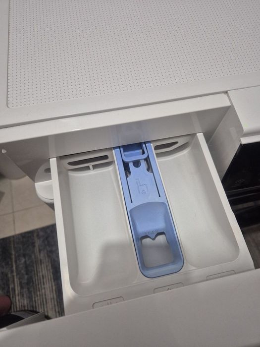 Продам LG стиральную машину