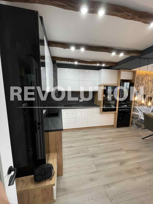 Дава се под наем Двустаен апартамент в Варна, Победа - 72 кв.м за 1000 € - Снимка #2