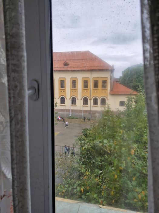 Vand apartament 2 camere