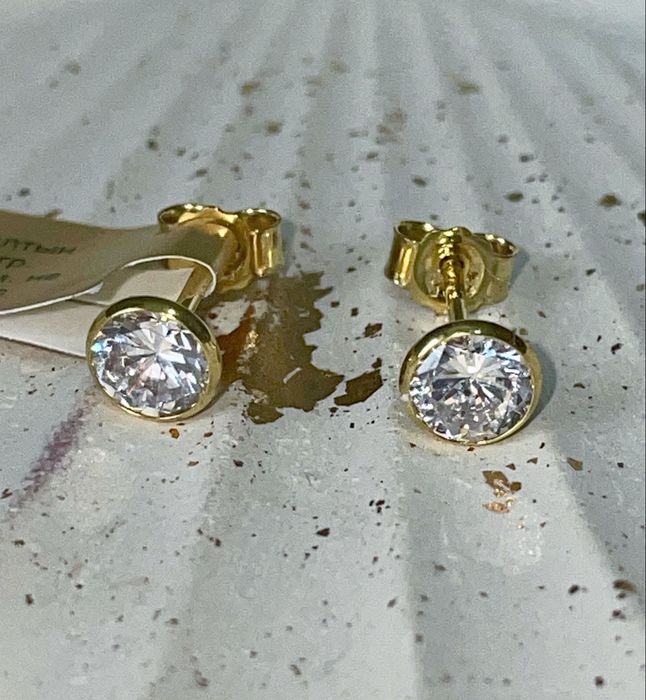 Пусеты в лимоном золоте 585 пробы.