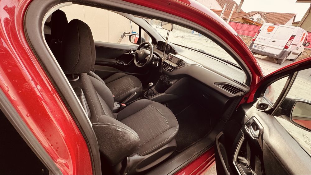PEUGEOT 208, 2014 1.2 STYLE Puretech