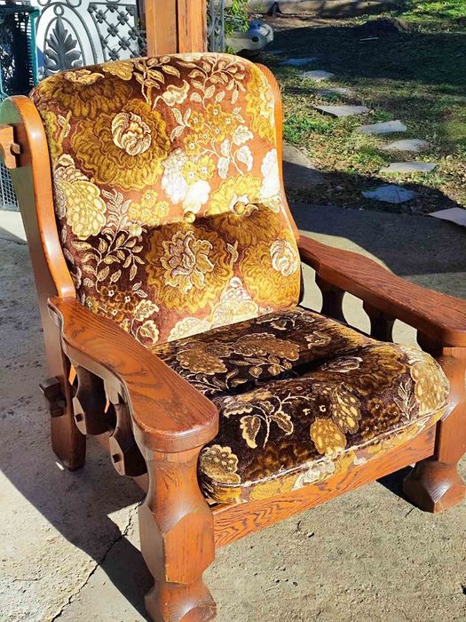 Двоен диван и фотьойл от масив