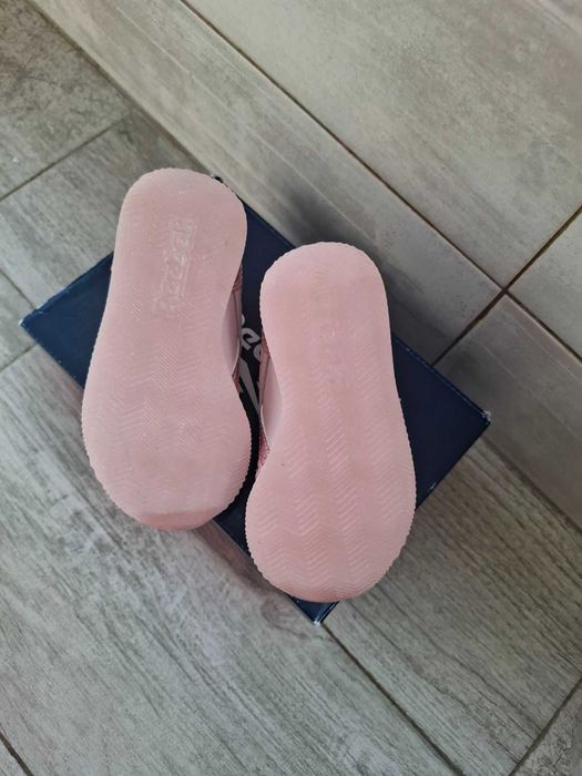 Детски обувки риибок роял 25 номер