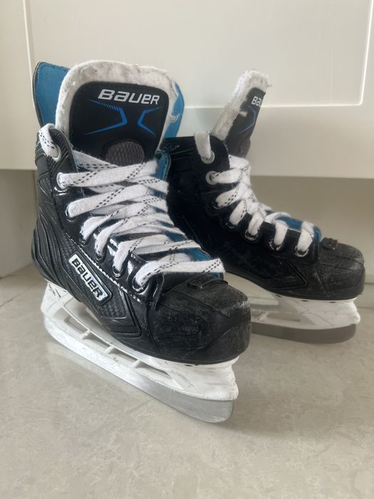 Коньки тот Bauer в хорошем состоянии