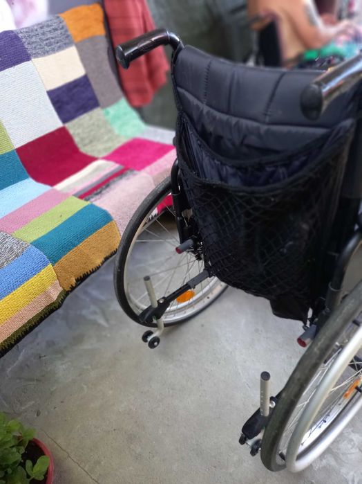 Căruț pentru handicap