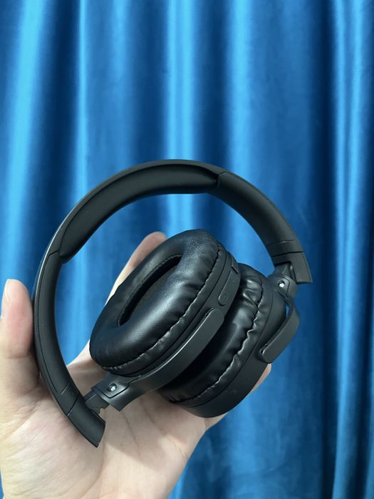 Беспроводные наушники (Bluetooth)