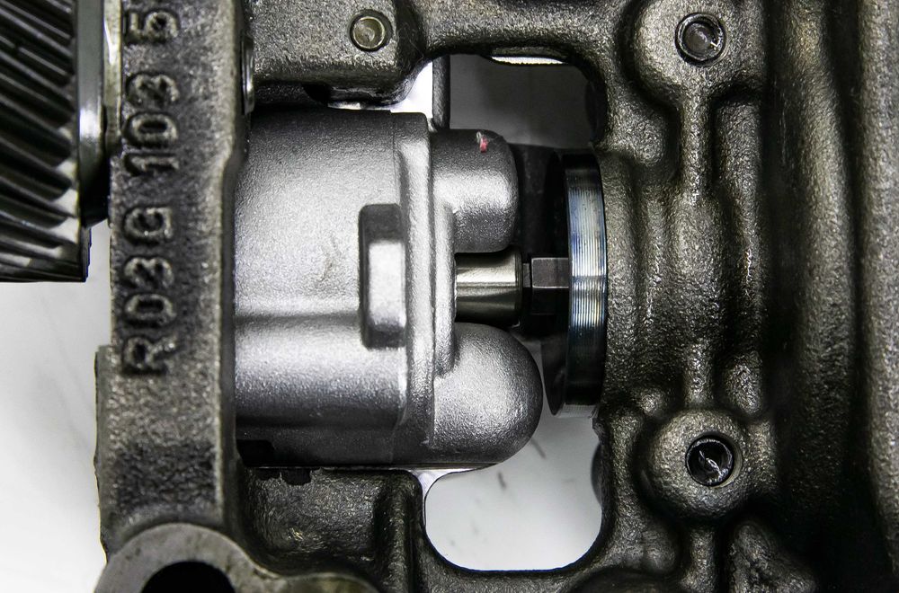 Reconditionare Pompa Ulei Audi A4 A6 Q5 VW Passat Tiguan 2.0 TDI