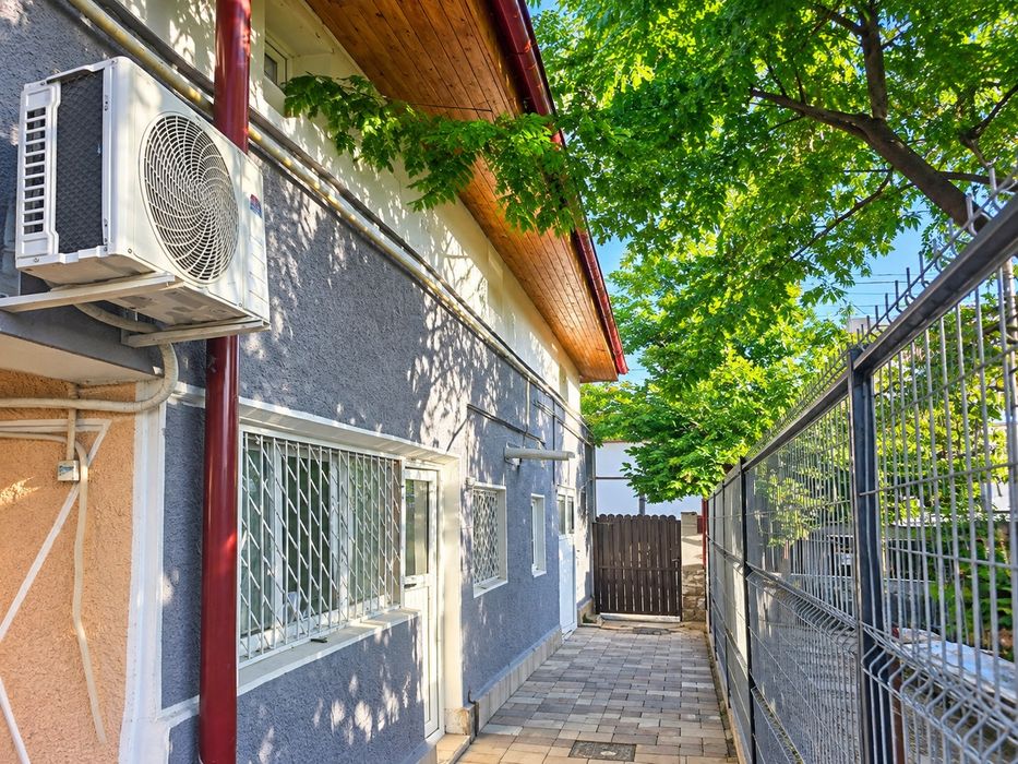 Casa de vanzare  zona Fundeni P+M 210 mp  Propietar