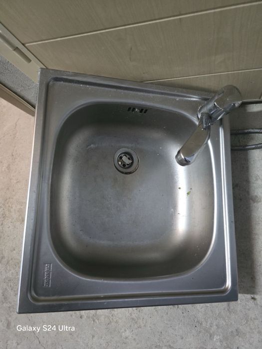 Алпака мивка в добро  състояние