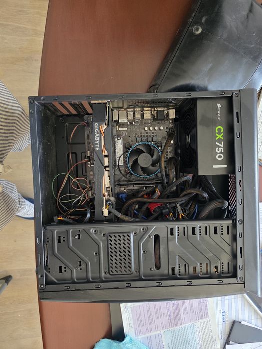 PC Gaming i5 12400  RTX 2060 SUPER  32GB RAM