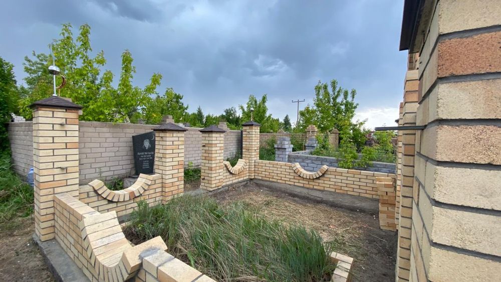 Коттедж мазар перегордка облицовка