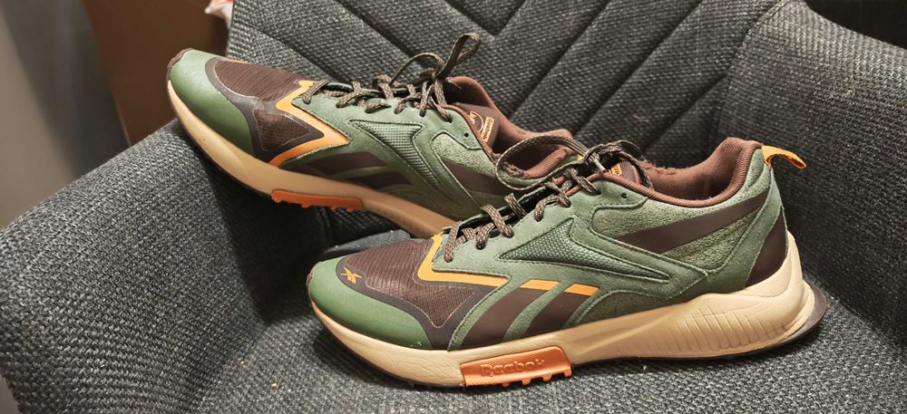 Reebok  маратонки  48.5 номер