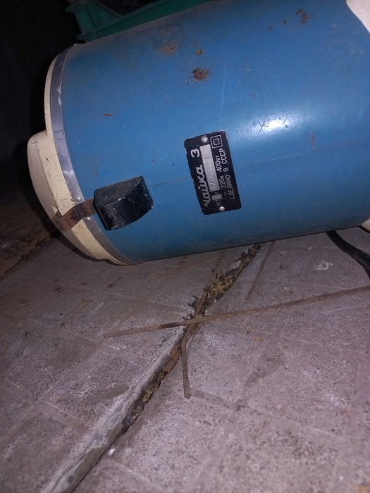 Ретро прахосмукачка чайка 3