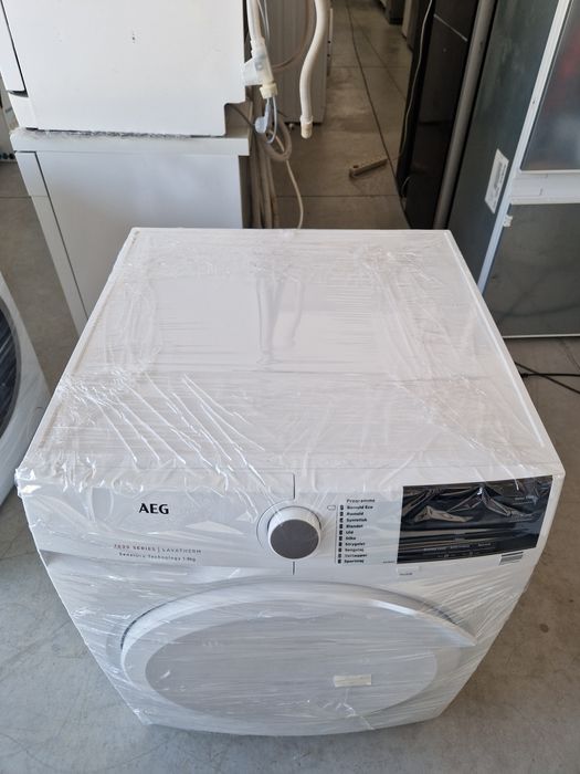 Сушилня AEG SERIES 7000 Термопомпа  8кг