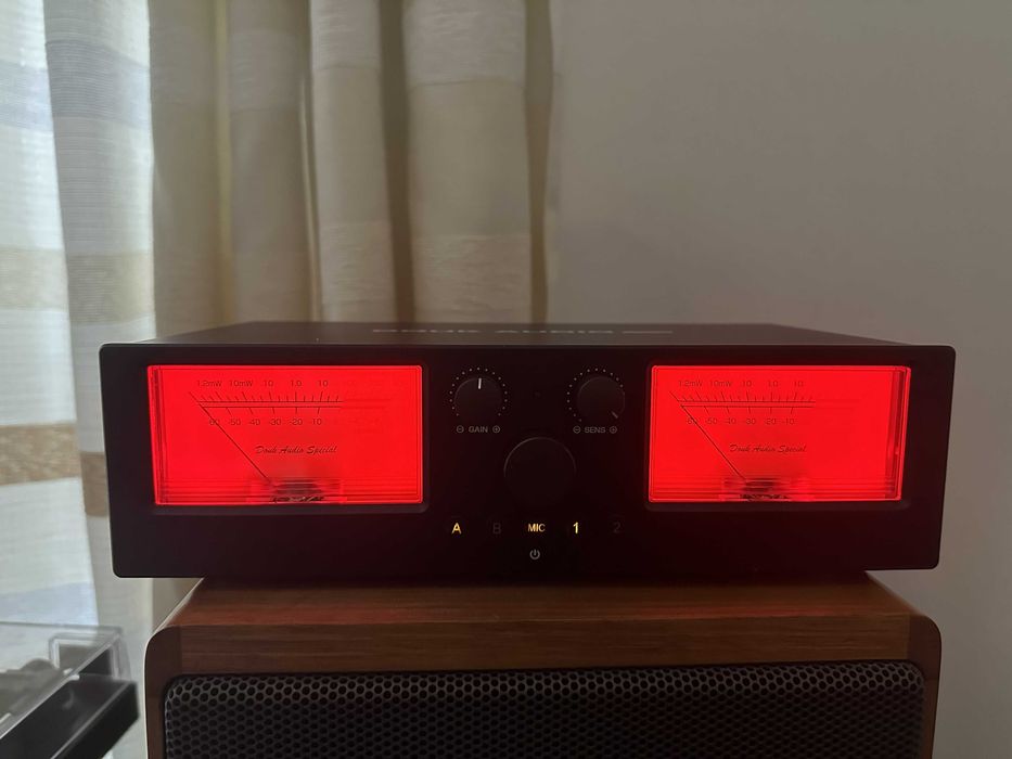 Douk Audio VU Meter – аудио индикатор с аналогови стрелки (нов)