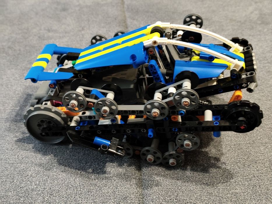 Лего 42140 Lego Technic App Controlled Transformation Vehicle