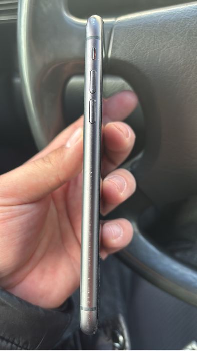 Продам iphone 11