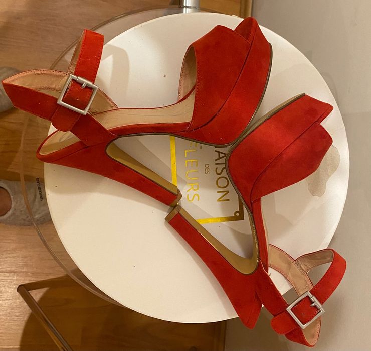 Sandale elegante de culoare roșu