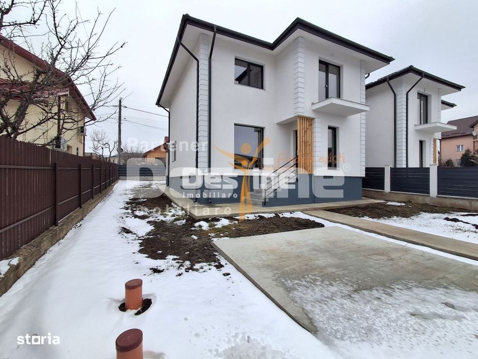 CASĂ tip duplex, situata in Valea Adanca