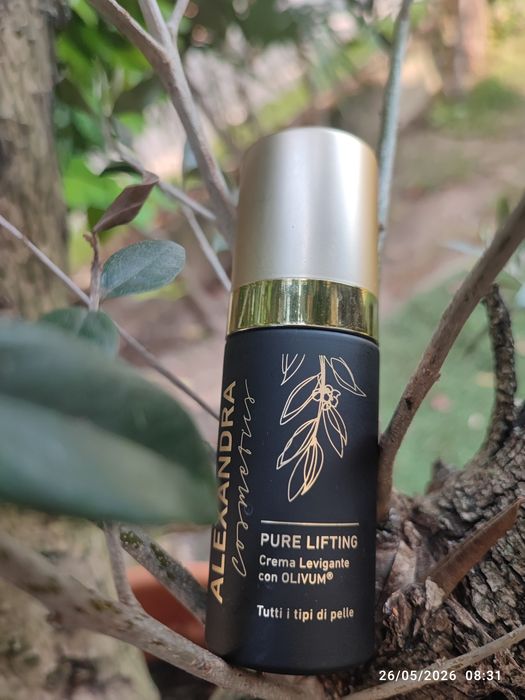 PURE LIFTING de la Alexandra Cosmetics – Secretul tău pentru un efect de întinerire instant și de durată