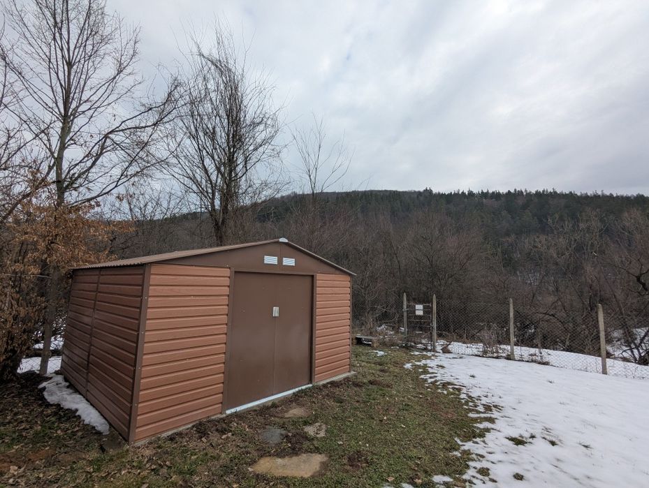 Уникална къща в сърцето на еленския балкан