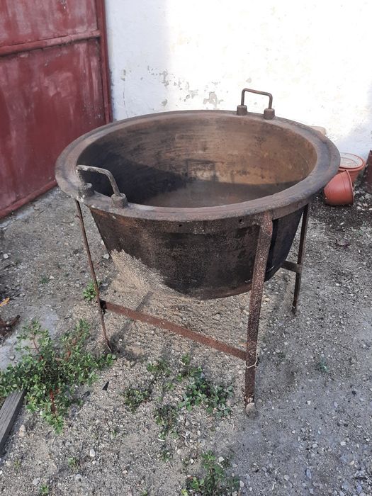 Vand Cazan de fonta inpecabil de 100 L !!