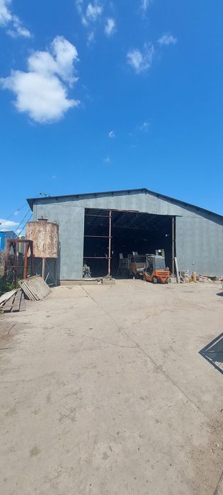 Vind hala metalicaindustriala