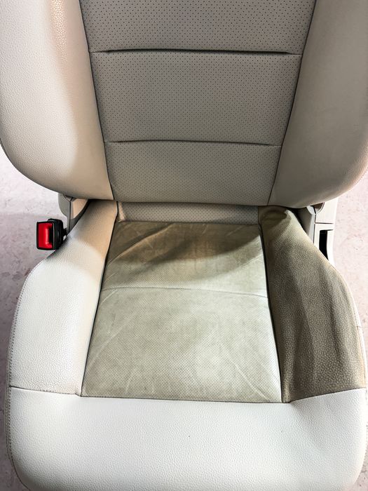 Vopsit scaune piele auto Brașov | Recondiționare piele