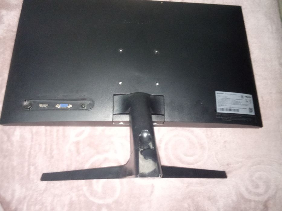 Монитор от samsung