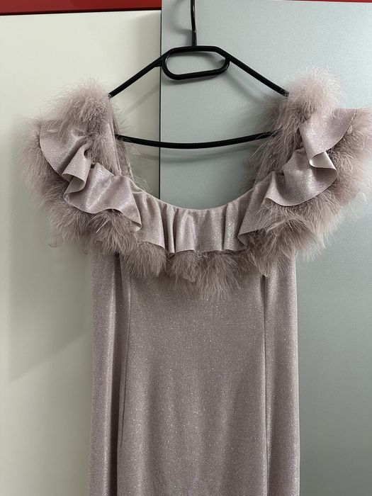 Официална рокля