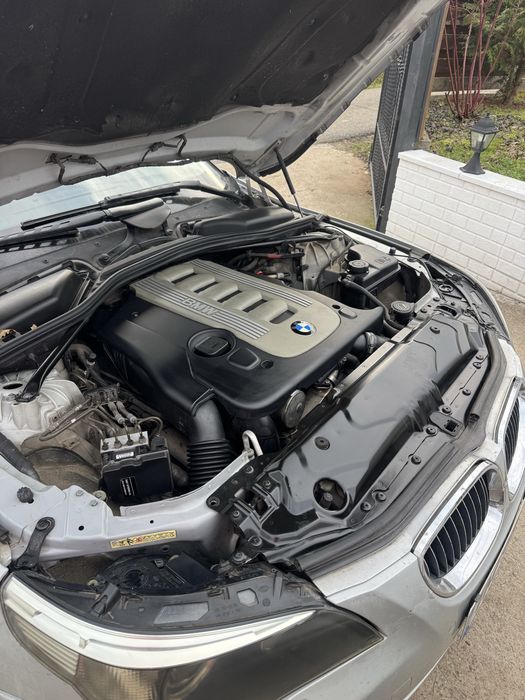 BMW E61 525D 2005 manual