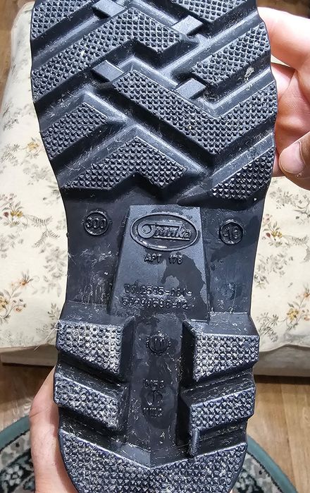 Сапоги резиновые 46 размер