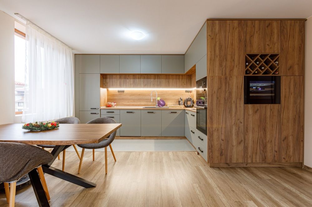 Дава се под наем Двустаен апартамент в Банско - 90 кв.м за 847.62 € - Снимка #1