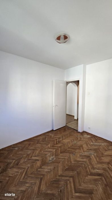 Apartament etaj 2