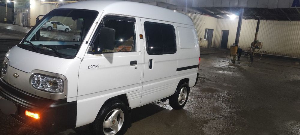 Damas kombi sotiladi tomiyam bor